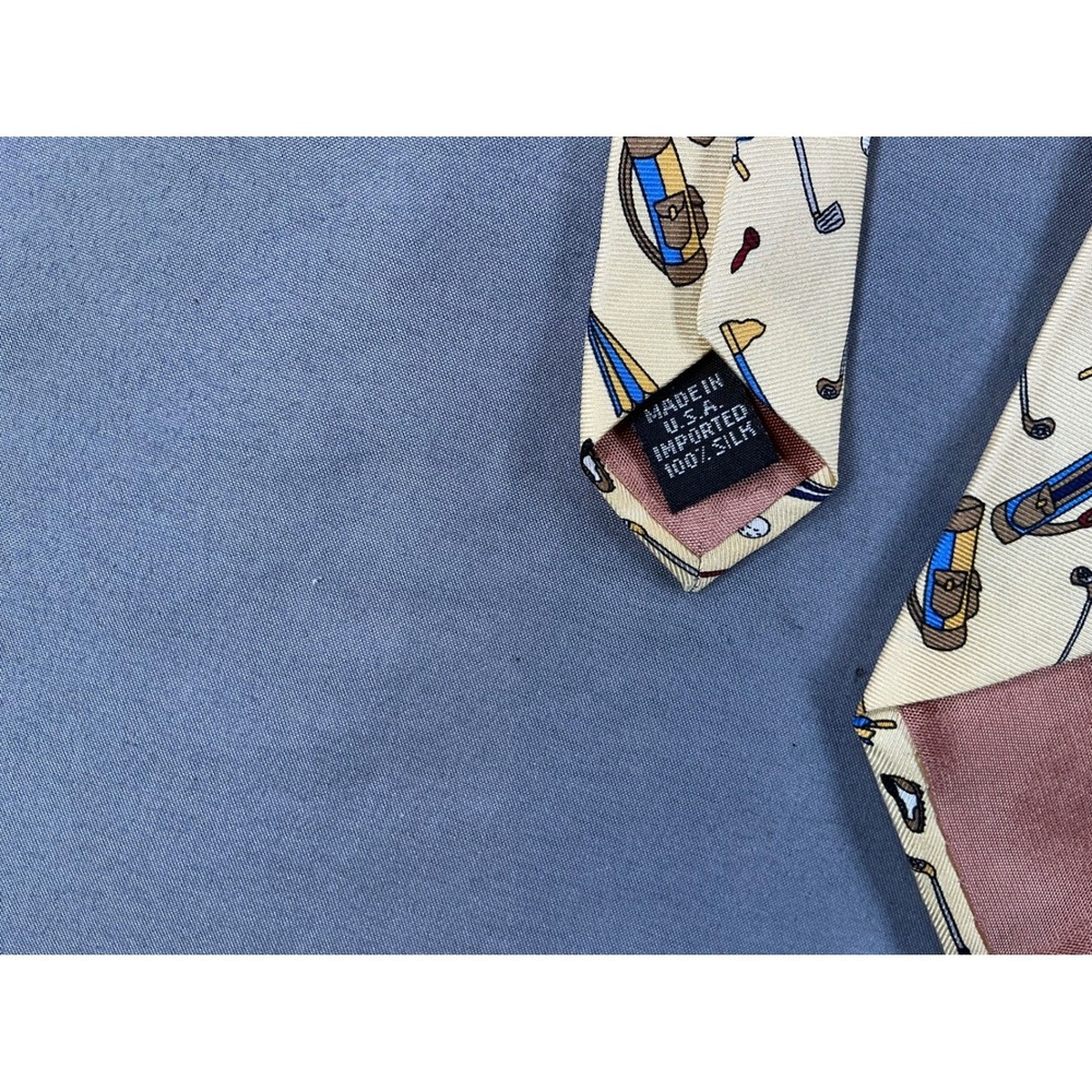Save the Children Mens 100% Silk Tie Golf Motif C USA - Picture 6 of 6